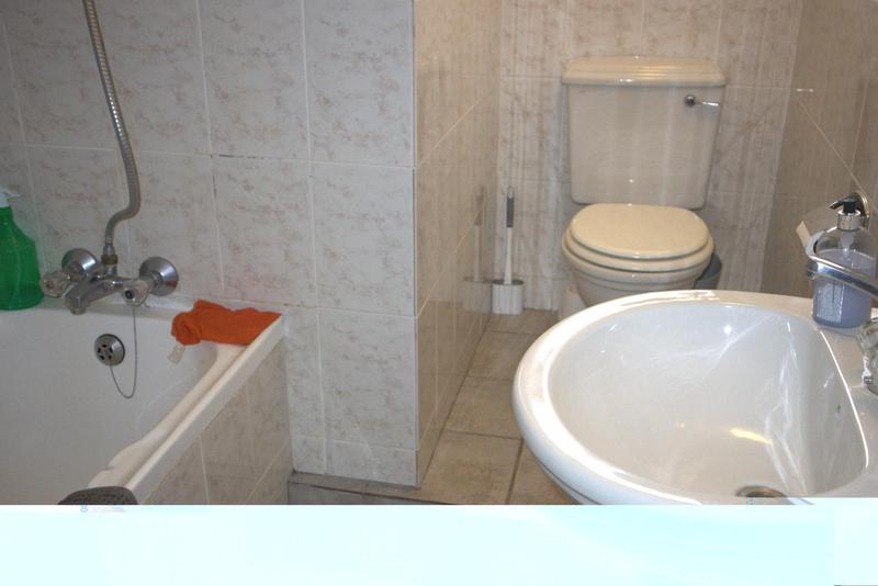 To Let 2 Bedroom Property for Rent in Sea Point Western Cape